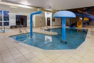 Super 8 by Wyndham Lachenaie/Terrebonne - Terrebonne - 4