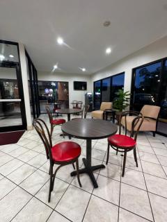Red Roof Inn & Suites Biloxi - Ocean Springs - Biloxi - 8