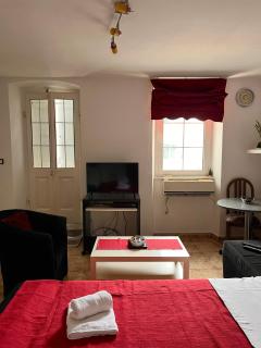Cozy Studio Apartment - Herceg-Novi - 3