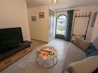 Gîte lumineux avec jardin privatif, proche Château de La Rochefoucauld, équipements bébé et vélos inclus - FR-1-653-232 - La Rochefoucauld - 9