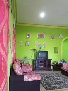 ROSMA HOMESTAY - Kampong Ru Sepuloh - 0