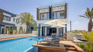 Sunrise Beachfront Villas - Villa 1 - Paralimni - 7