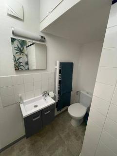 Studio RdC parking privé gratuit - Doué-la-Fontaine - 4