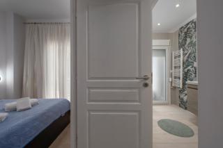 Kosmos Service Apartment City Center 3 With Additional Cost parking - Salonicco - 1