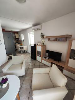 Apartments Snjezana - Novi Vinodolski - 6