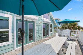 6 Bedroom plus Crows Nest with Beach View - Galveston - 4