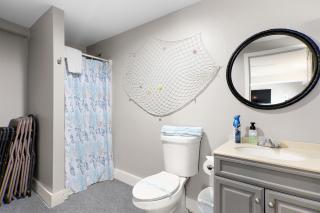 6 Bedroom plus Crows Nest with Beach View - Galveston - 1