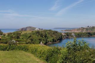 Island View at White Horses, Bantham, South Devon - with glorious sea views - 3