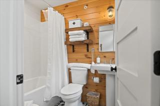 Lakeside Lodging - Lake George - 1
