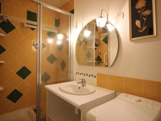 Mont-Dore: T2 avec Balcon et Garage privé - FR-1-608-133 - Le Mont-Dore - 3