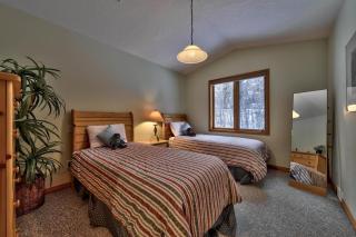 Snow Creek Village #20 By Bear Country - 3