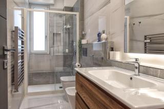New & Bright Balcony Flat by Central Station - Milan - 8