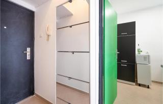 1 Bedroom Lovely Apartment In Pula - Pula - 2