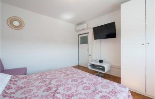 1 Bedroom Lovely Apartment In Pula - Pula - 1