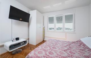 1 Bedroom Lovely Apartment In Pula - Pula - 5