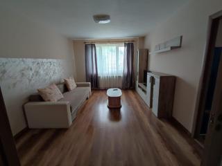 Piata Unirii Suit - Iaşi - 1