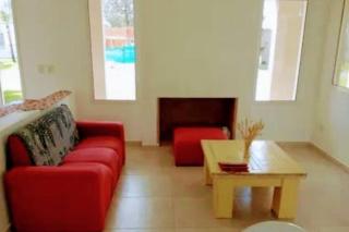 Casa con Pileta - Barrio Privado - Luján - 1