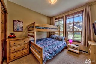 Stones Throw #12 By Bear Country - 4