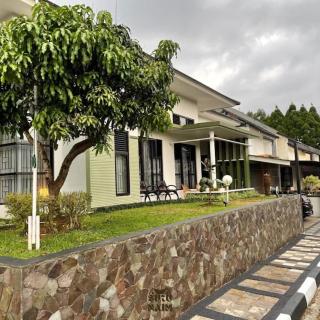 Villa Siku Naim, Sukabumi - Sukabumi - 5