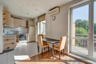 CityVibe Top-Floor Apartment - Vilnius - 4