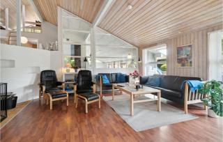 Gorgeous Home In Glesborg With Sauna - 9