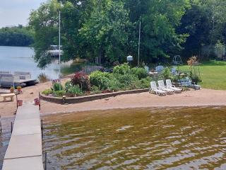 StoneWall House Lakeside Suite - Lake Elmo - 4