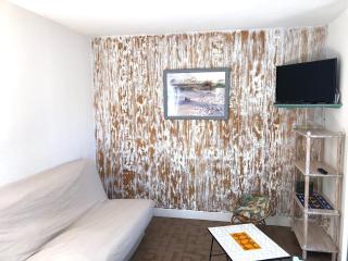 Villa T4 pour 8 pers. à 350m de la plage avec 3 terrasses, parking privé et équipements complets - FR-1-81-415 - Port Leucate - 8