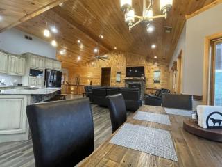 Nature Lovers' Dream - Diamond Bear Home - Tellico Plains - 7