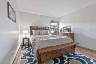 Gold Creek Condo: Downtown, Amazing Views - 1