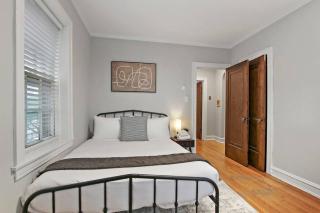 2BR Well-Furnished Apartment - Lockwood 3 - Chicago - 2