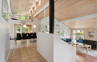Gorgeous Home In Glesborg With Sauna - 6