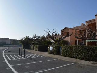 Appartement T2 avec Piscine, Proche Plage, Terrasse et Parking Privé à Saint-Cyprien - FR-1-225D-14 - Saint-Cyprien-Plage - 6