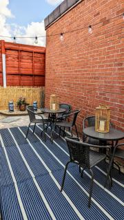 Spacious 4-Bedroom Home, Fast WiFi, Ideal for Contractors, Parking - 5