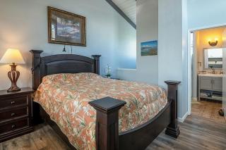 New! Kailua Bay Resort 2-306 - Beautifully renovated two-story condo with Primary Suite in Loft - Kailua-Kona - 6