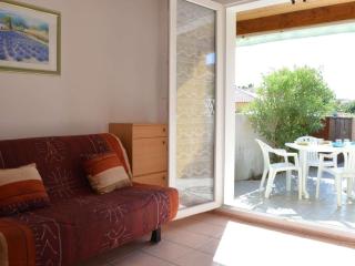 Pavillon à Narbonne Plage, 6 couchages, terrasse, à 300m de la plage, parking, ménage inclus - FR-1-229B-24 - Narbonne - 8