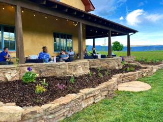 Violet Cottage at Zenzen Gardens - Paonia - 3