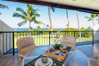 Just Remodeled-Amazing Ocean Views over Lush Golf Course-Country Club Villas 320 - Kailua-Kona - 0
