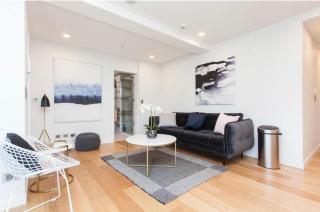 Spacious one bedroom apartment in Newmarket - 1