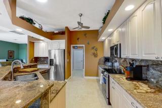 Water View Wonder - 5