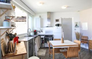 Awesome Apartment In Sete With Wifi - 5