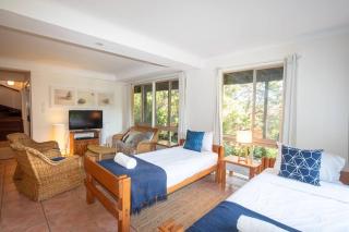 20 Yarrong Road Close to Cylinder Beach - 1