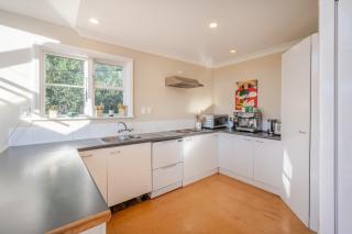 Harbour Views - Akaroa Holiday Home - Akaroa - 5