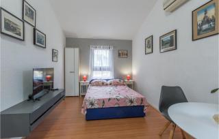 Nice Apartment In Jadreski With Wifi - 4