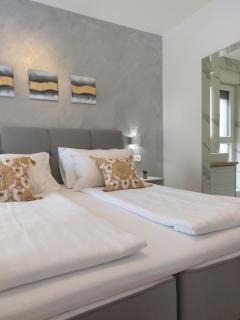 Luxury beachfront Villa Crystal Aenona - by TA Leut Agency - Nin - 1