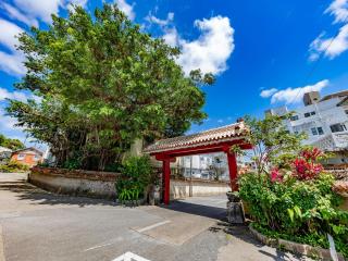 Okinawa Hotel - Naha - 0