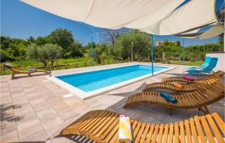 0-Bedroom Apartment In Porec - Tar - 5