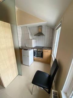 Studio to let in Covent Garden with kitchen - 8