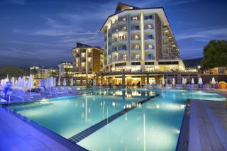 Ramada Resort Kusadasi & Golf - Kuşadası - 1