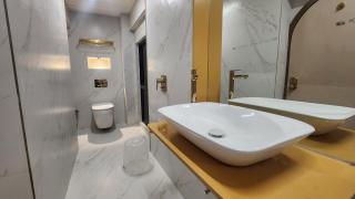 Hotel Nova Bling - Rajkot - 7