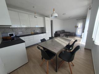 Beachside Place - 1